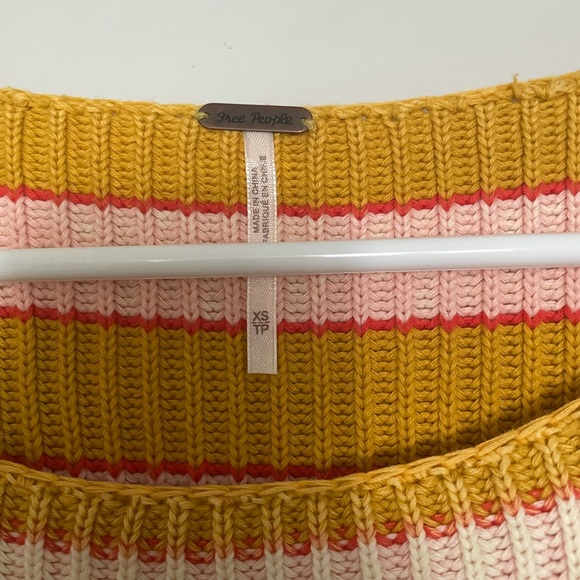 Free people just my stripe yellow cropped sweater - Picture 4 of 7